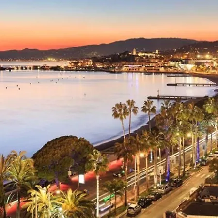 Maison Centre Avec Terrasse Ferienhaus Cannes